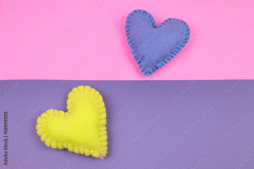Obraz premium Corazones de fieltro