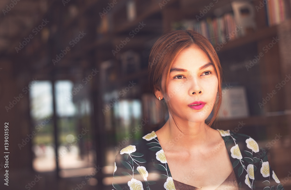 Fototapeta premium beautiful woman thinks