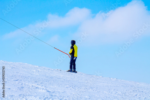 
mountain-skier