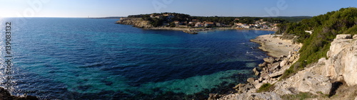 De la calanque de Tamaris à Cap Couronne