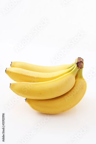 新鮮なバナナ 