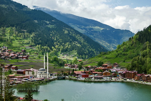 Φωτογραφία Uzungol - lake in the north-eastern part of Turkey