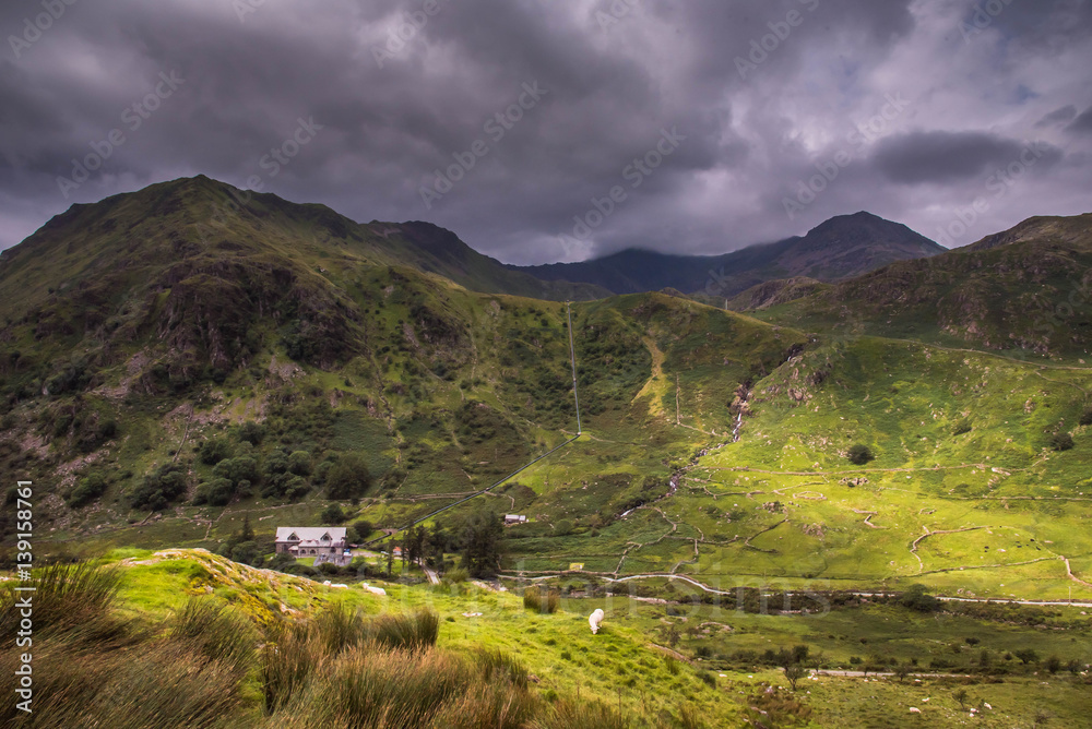 Fototapeta premium Pochmurny Snowdon
