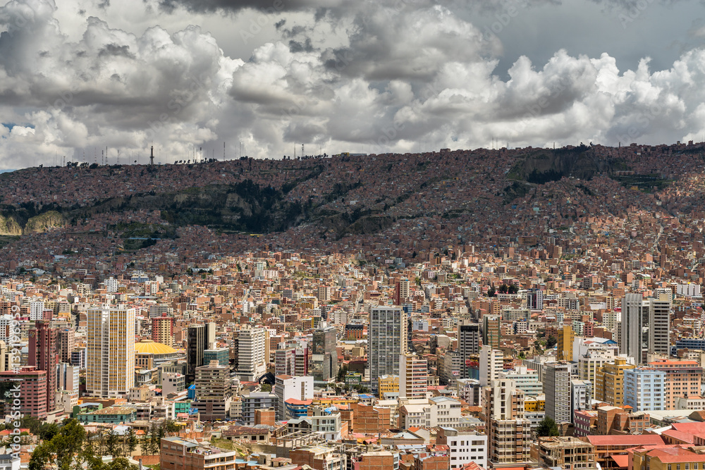 Häusermeer im Talkessel von La Paz, Bolivien