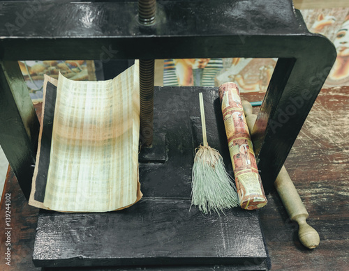 Process of making papyrus