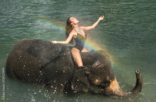 Bathing with the elephant