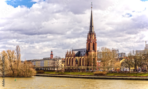 Dreik  nigskirche Frankfurt am Main Main Fluss 