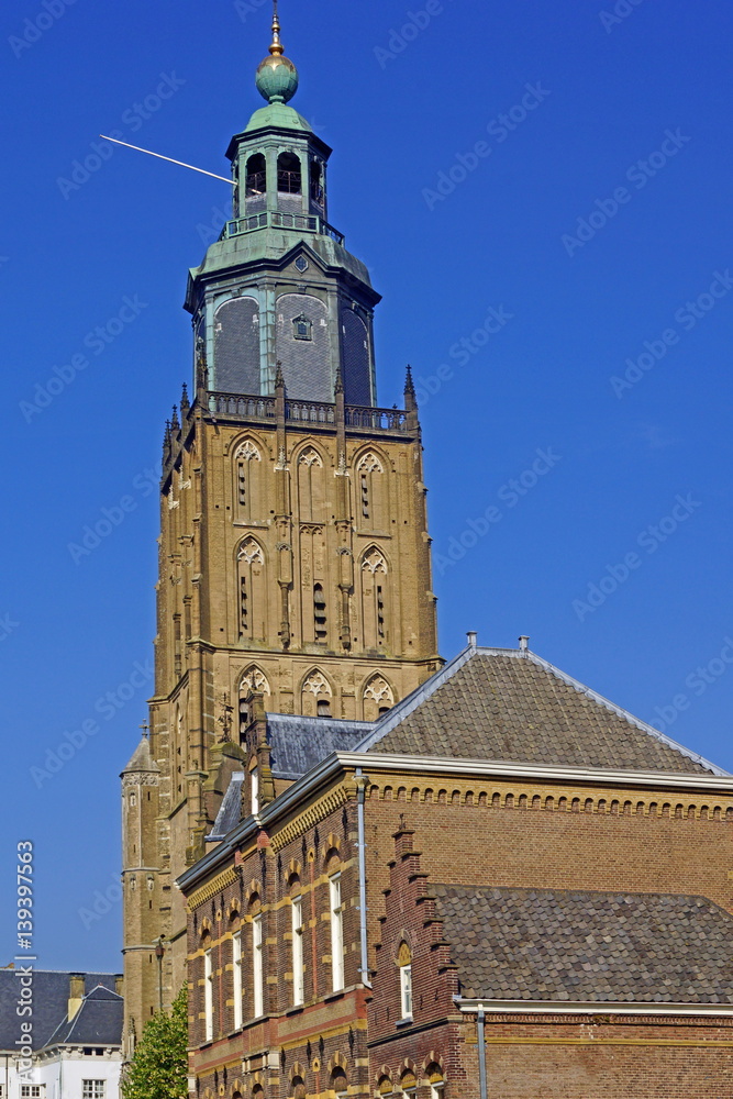 Altstadt von ZUTPHEN mit Groene Kerk ( Niederlande ) 