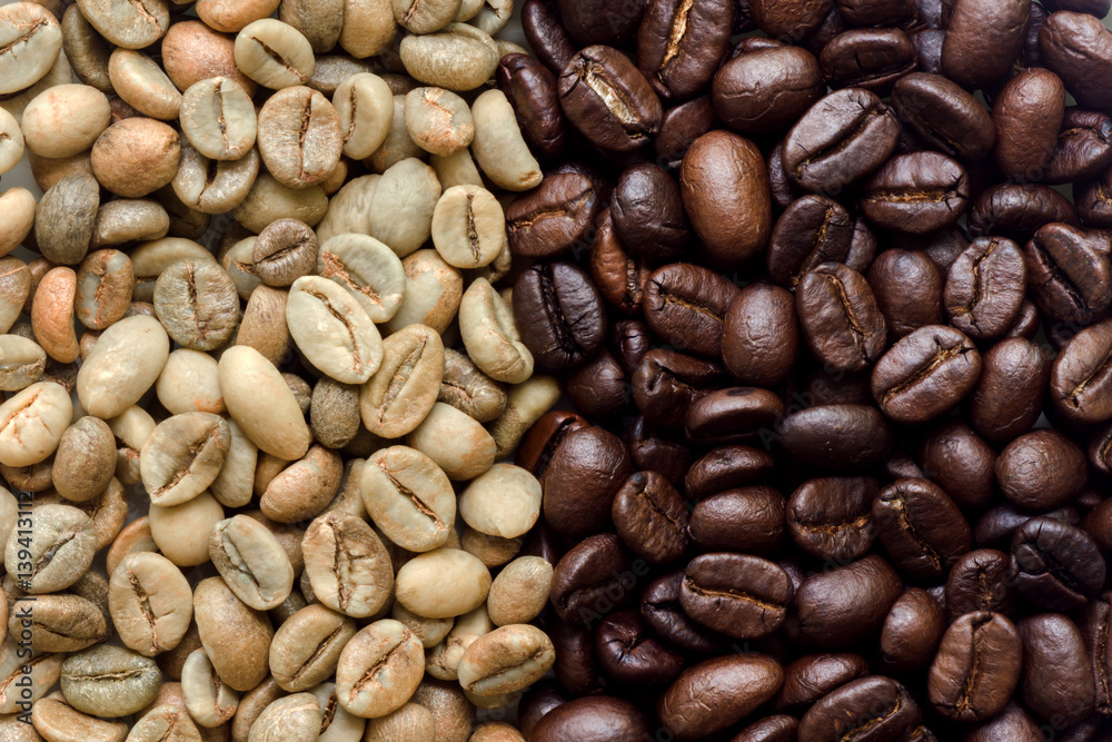 Raw and roasted coffee beans