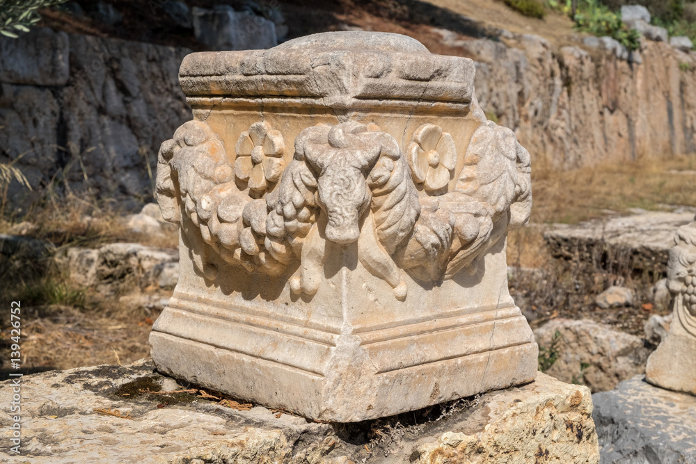 Eleusinische Symbole aus dem Demeter-Heiligtum Eleusis, Elefsina,  Griechenland.17028.jpg