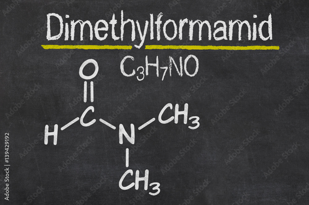 Schiefertafel mit der chemischen Formel von Dimethylformamid Schiefertafel mit der chemischen Formel von Dimethylformamid