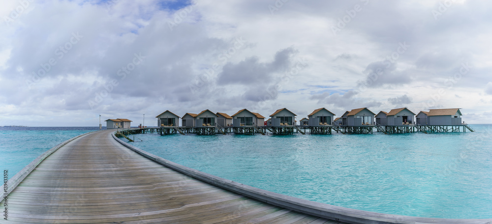 Panoramic luxury water villas in tropical Maldives island