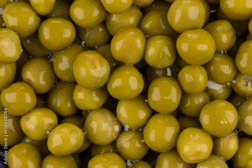 Marinated green peas