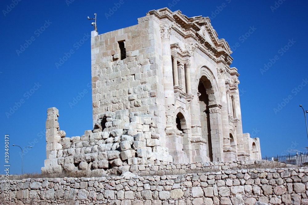 Triumphal Arch in honor of Emperor Hadrian of the ancient city of Gerasa, Jordan Middle East