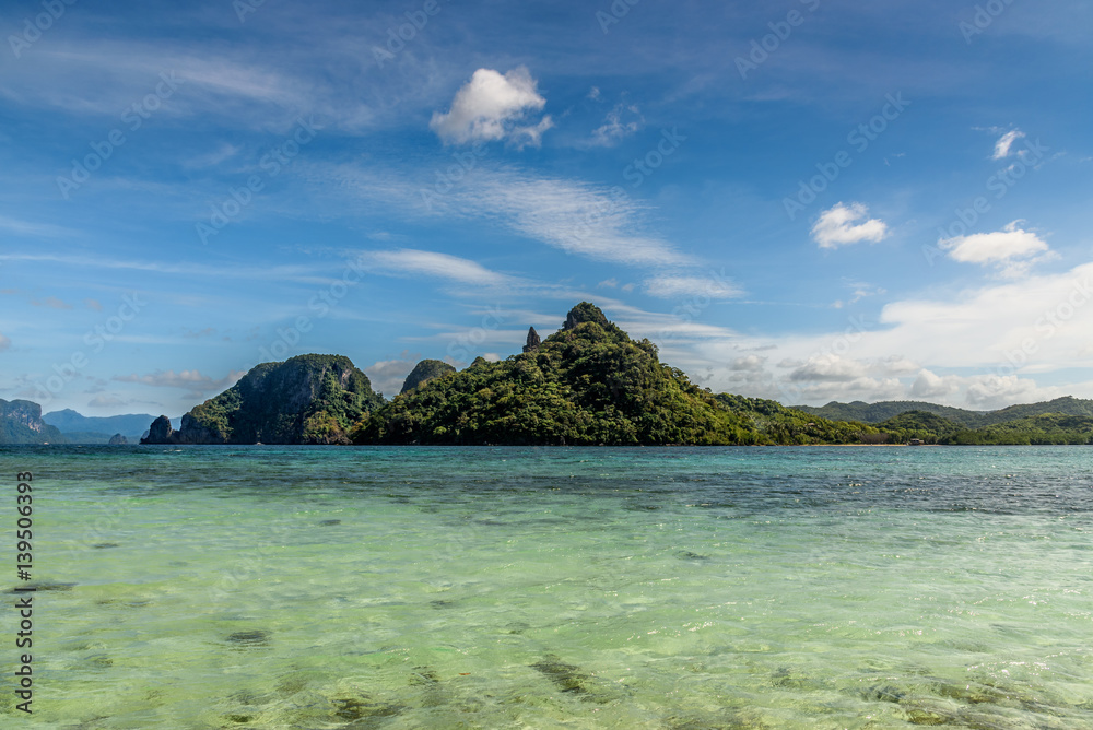 Scenic view of the wild landscape from the sandbar of Snake Island in El Nido, Palawan.