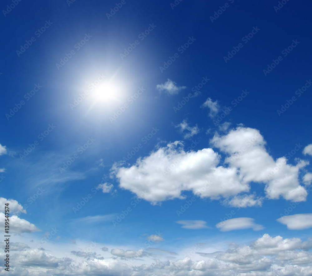 Obraz premium sun on blue sky