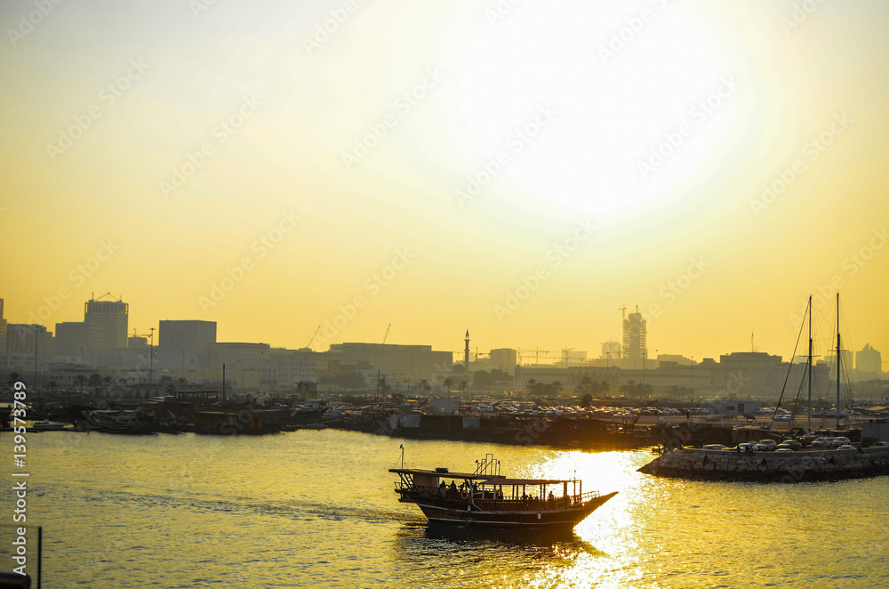 Naklejka premium Sunrise