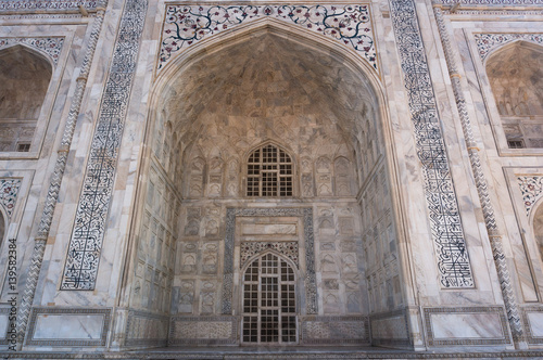 Arch the Taj Mahal and texture of the building photo