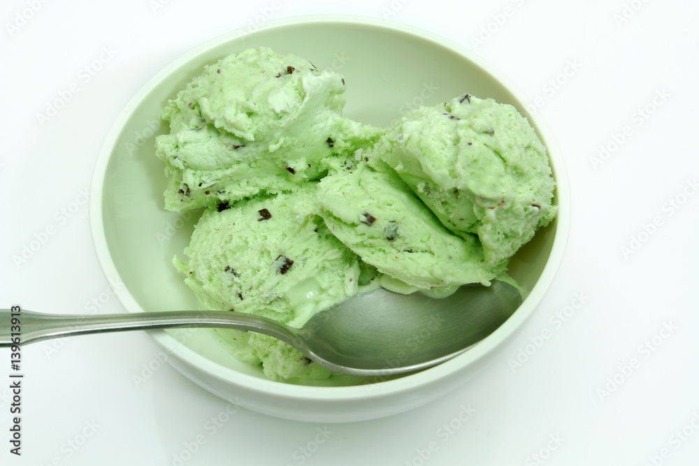 glace à la menthe