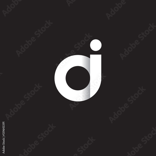 Initial lowercase letter oi, linked circle rounded logo with shadow gradient, white color on black background