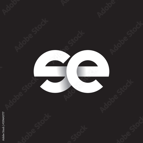 Initial lowercase letter se, linked circle rounded logo with shadow gradient, white color on black background
