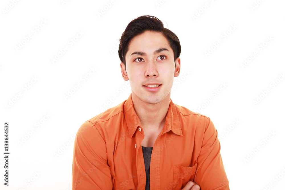 笑顔の男性
笑顔の男性