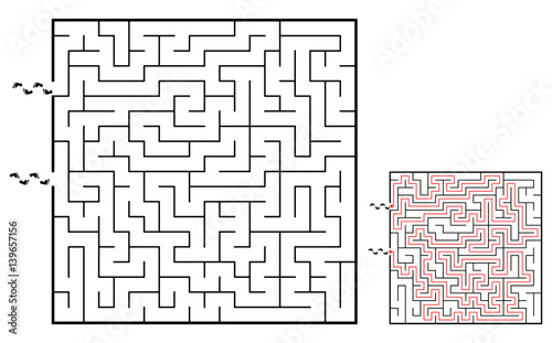 Labyrinth in Schwarz und Weiß mit Lösung