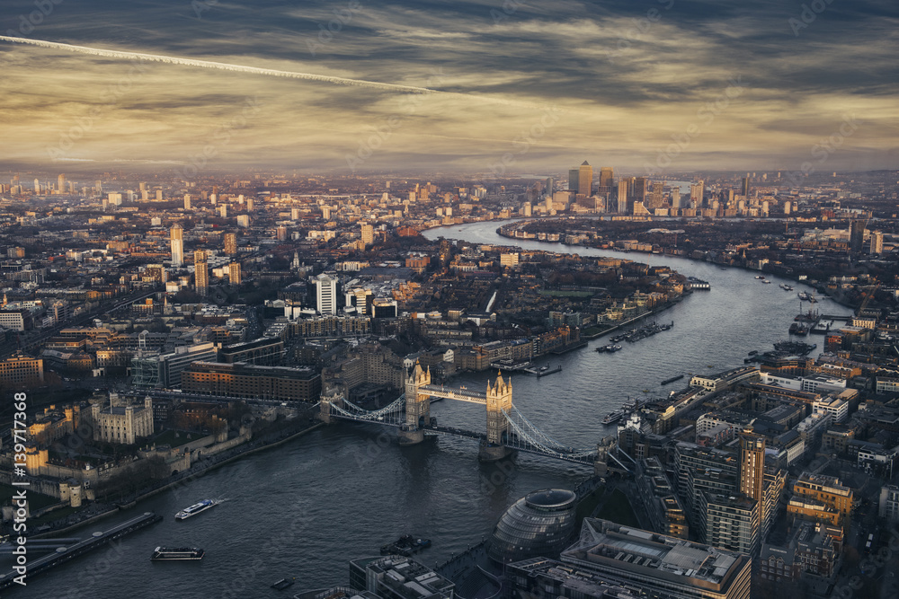 Obraz premium London view at the dusk