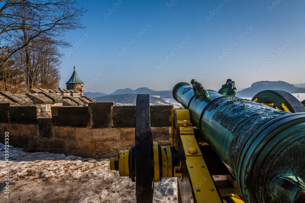 Kanone auf der Festung Königstein/Sachsen Kanone auf der Festung Königstein/Sachsen