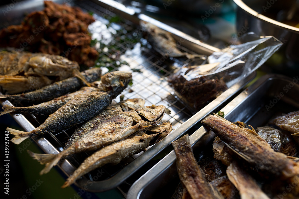 Fried fish in wet market Fried fish in wet market