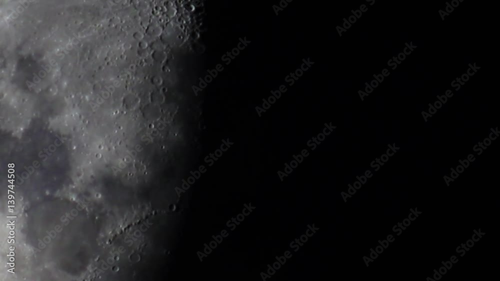 Lua Quarto Crescente.