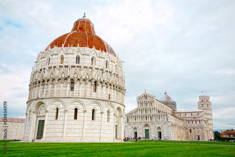 Square of Miracles and the Leaning Tower of Pisa, wide angle