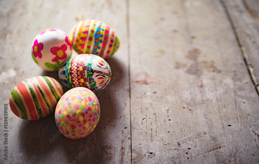 Fototapeta premium Bunte Ostereier