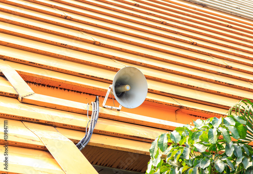 speaker on roof photo