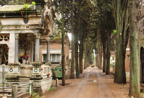 Cimitero monumentale del Verano a Roma photo