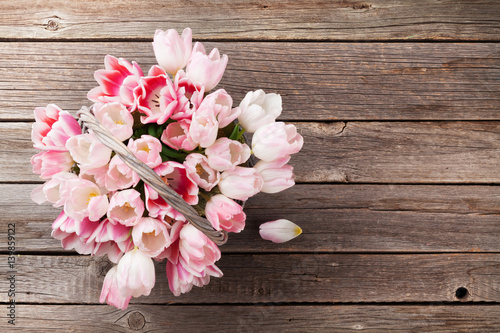 Fototapeta Naklejka Na Ścianę i Meble -  Pink tulips bouquet