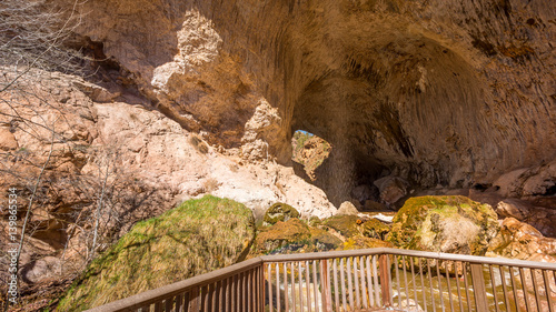 Schilderij op canvas Tonto Natural Bridge State Park Arizona
