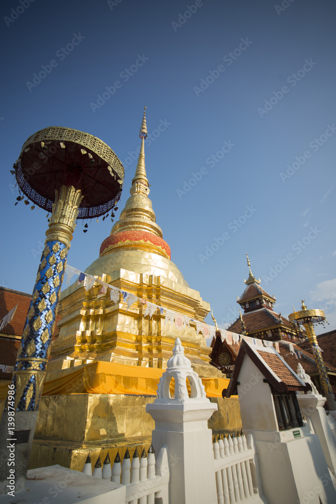 Fototapeta premium THAILAND LAMPANG WAT PONGSANUK TEMPLE