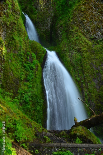 Wahkeena Falls along I84