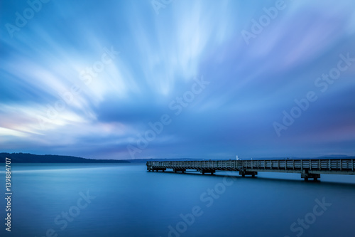 Wallpaper Mural dock Torontodigital.ca