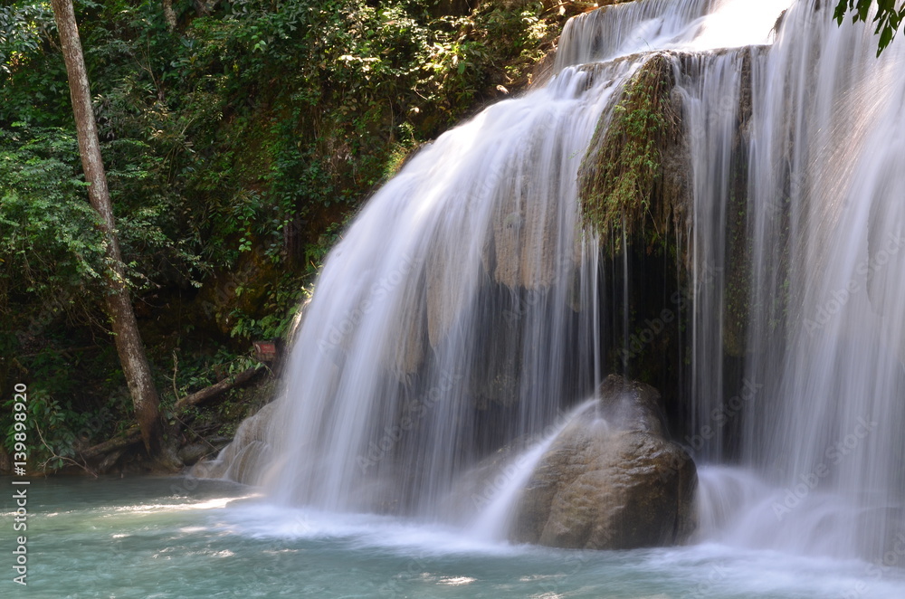 Fototapeta premium Waterfalls shallow water