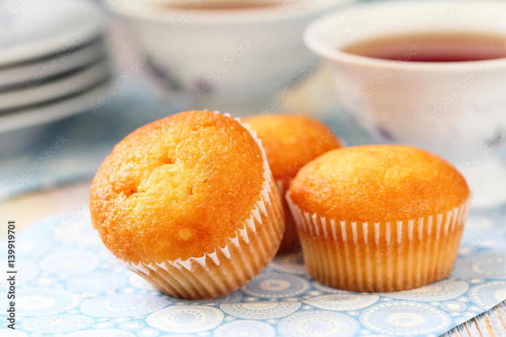 Muffins and tea