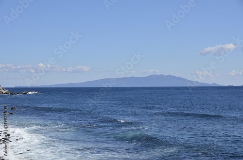 伊豆稲取から望む伊豆大島