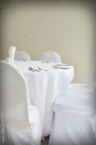 Fine restaurant dinner tabl...