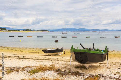 Dorna boats on Vao beach