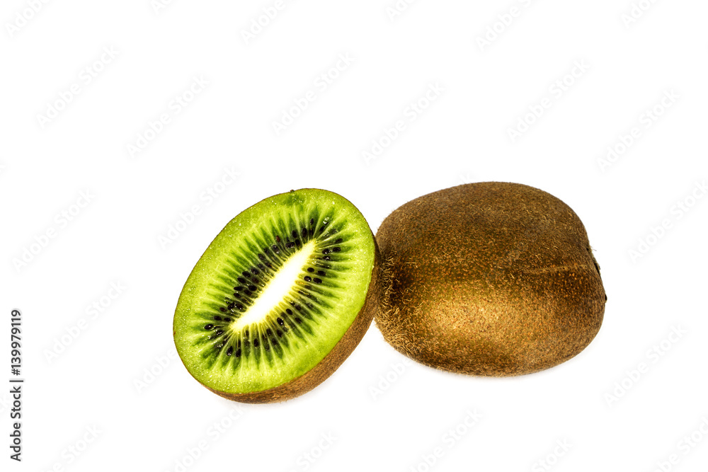 Obraz premium Kiwi whole and half on white background