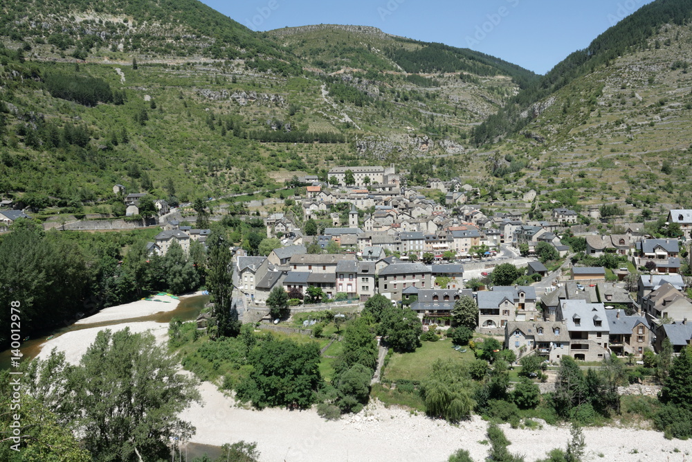 Village de Saint Enimie dans les Gorges du Tarn , Occitanie dans le sud de la France