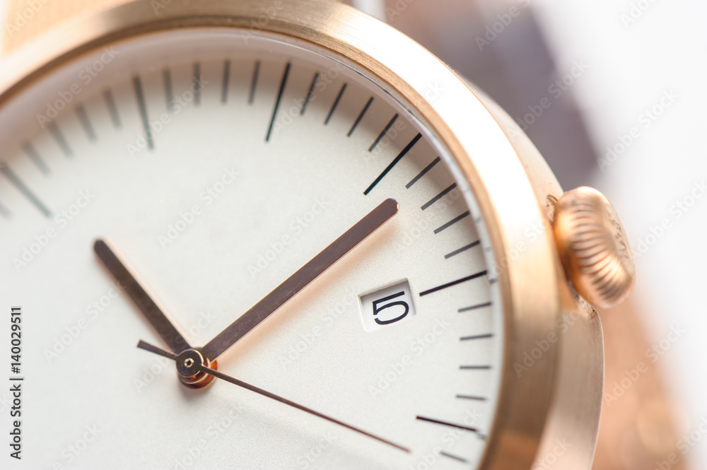 unisex fashion wristwatch