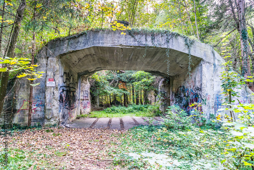 Bunker aus dem Zweiten Weltkrieg für Sprengstoff-Herstellung in Geretsried in Bayern photo