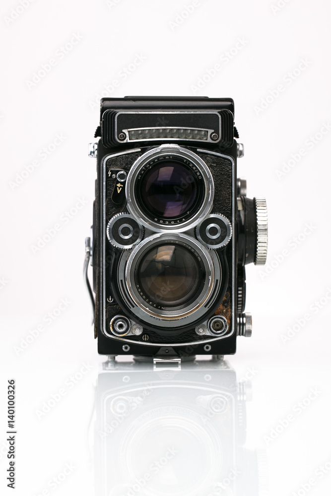 old middle fotmat camera